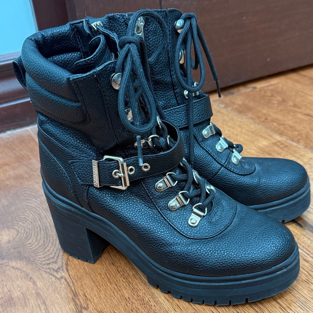 Guess Black Leather Chunky Heel Ankle Boots, size 6